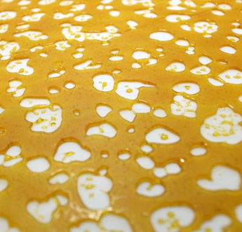 Pre-98 Bubba Shatter UK – Indica Cannabis Concentrate