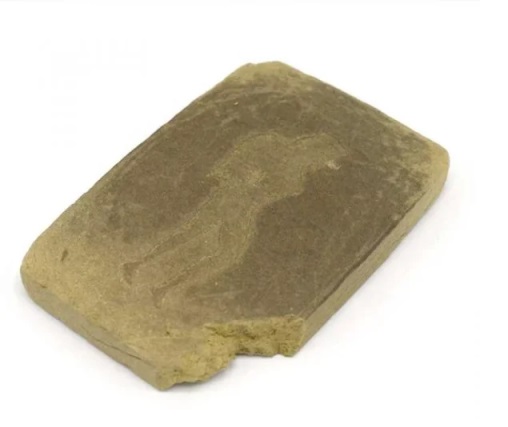 Golden Moroccan Blonde Hash from the UK, smooth and aromatic