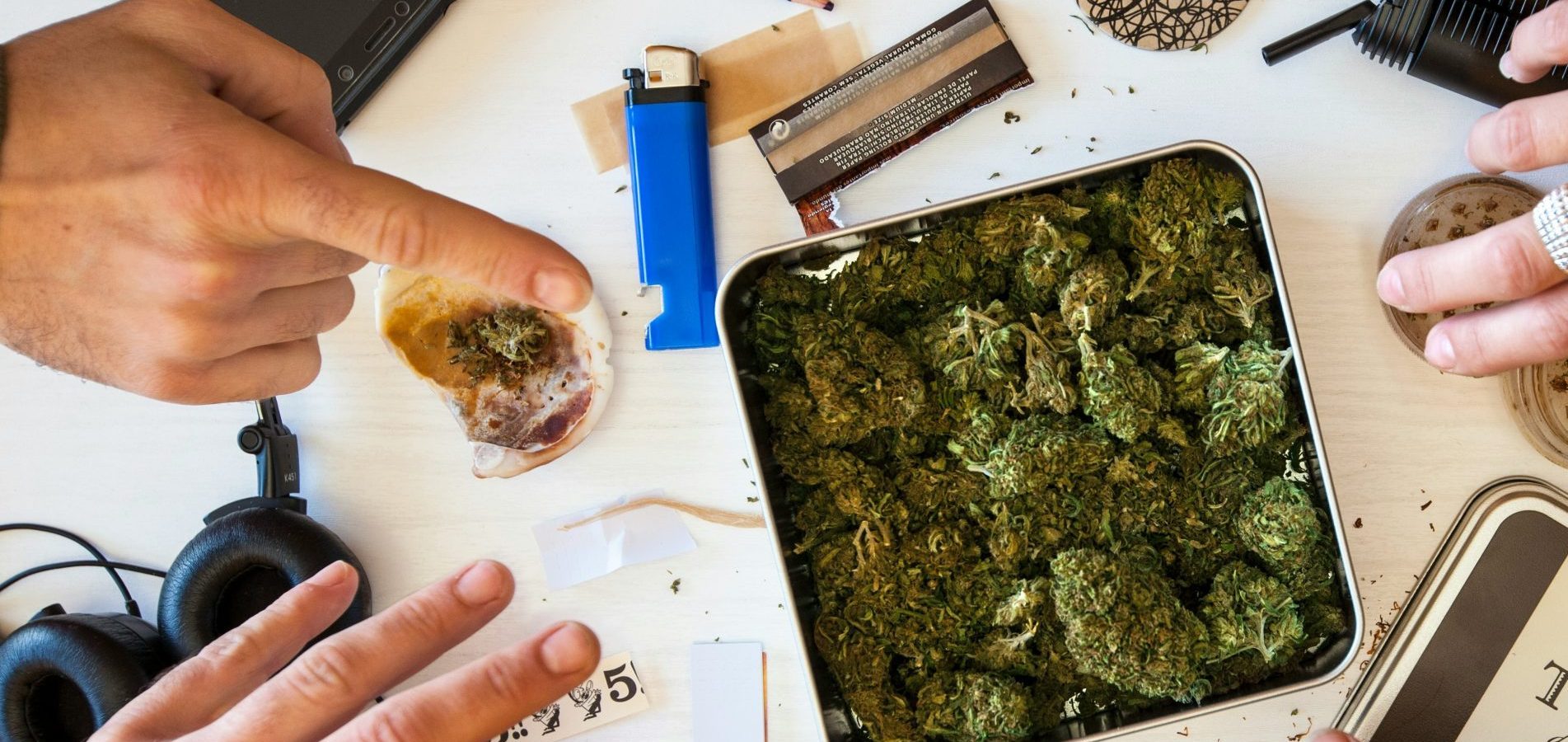 Buying Medical Cannabis Online in the UK Safely